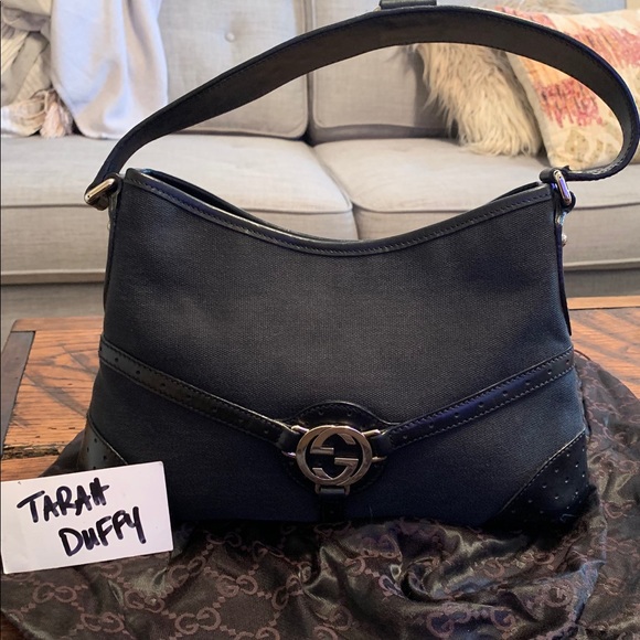 Vintage Gucci black ‘reigns’ hobo bag - Picture 2 of 8